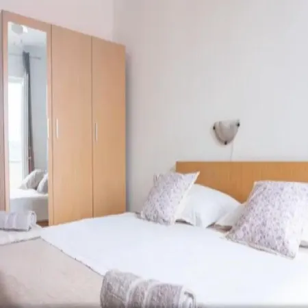 Apartment Snjezana *