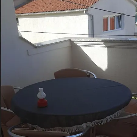 Snjezana Apartment *