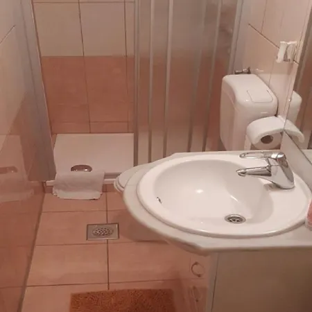 Snjezana Apartment Kampor