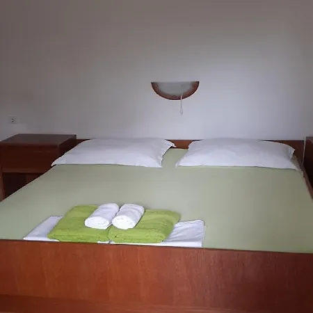 Apartment Snjezana
